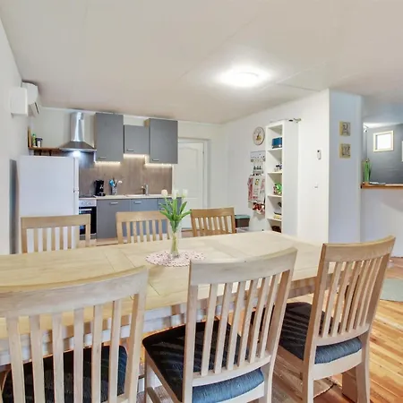 Apartment Ilsabe - 25km From The Sea By Interhome *